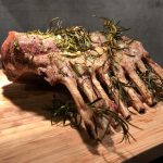 Lammkarree frisch aus dem Ofen