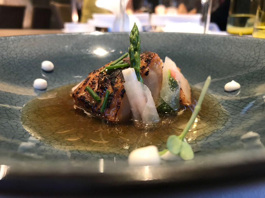 Schanz – Hochgenuss an der Mosel Schanz Michelin Restaurant Piesport Mosel Heilbutt Spargel Parmesan von Thomas Schanz