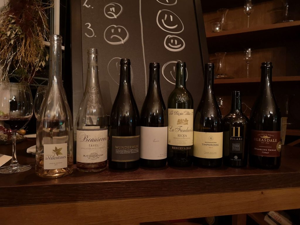 Somm vs Blogger The Last Battle Steigenberger Grandhotel Petersberg Lineup Line up Wein Weine Dreissigacker Pinot Noir Claus Preisinger Blaufränkisch La Rioja Alta Fundacion Reserva Sparkling Shiraz Australien Rosé Tavel Cotes de Provence Petit Verdot Close Up