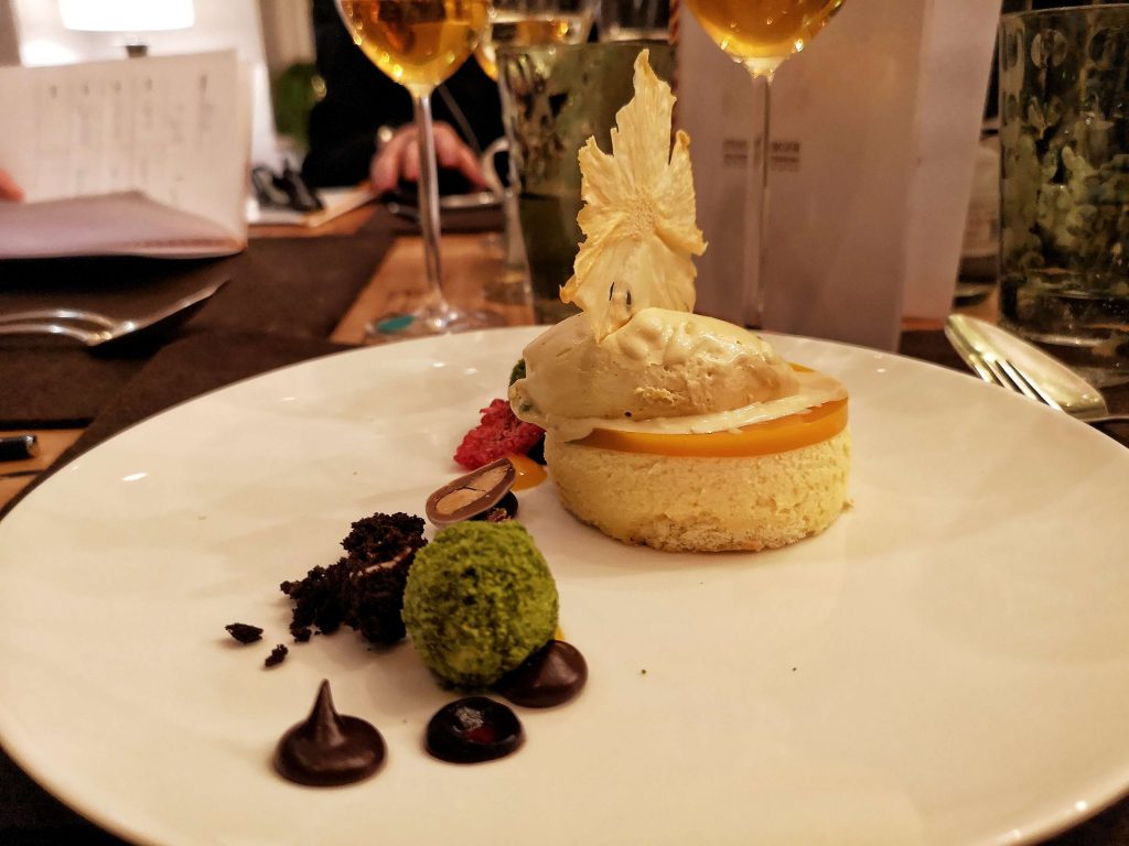 SOMM vs BLOGGER Steigenberger Grandhotel Petersberg Schaumwein Dinner Dessert