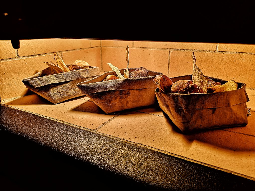 Steigenberger Grandhotel Petersberg Somm vs Blogger Event Wein Königswinter Brot Küche