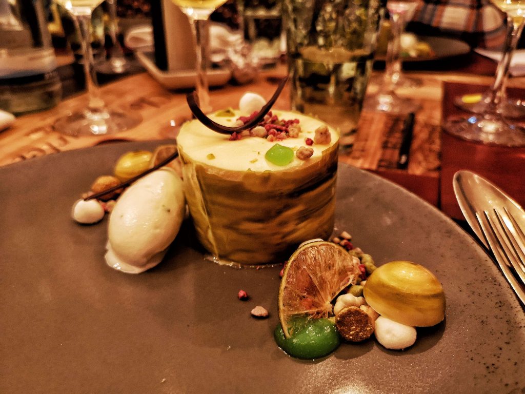 Steigenberger Grandhotel Petersberg Somm vs Blogger Event Wein Königswinter Dessert Buttermilch Limette