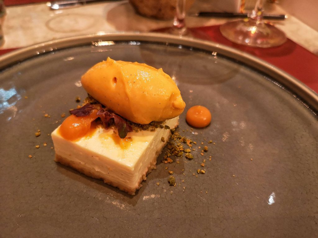 SOMM vs BLOGGER by Björn Bittner Steigenberger Grandhotel Petersberg Bonn Königswinter Wein Wine Food Event Cheesecake Cake Dessert Anthony Sarpong