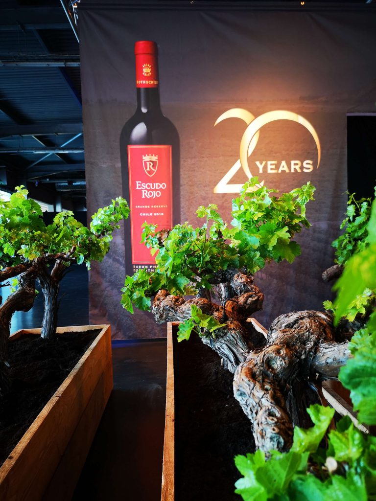 Escudo Rojo Chile Bordeaux Baron Philippe de Rotschild Gran Reserva Annivesary 20 years Jubiläum Gran Reserva