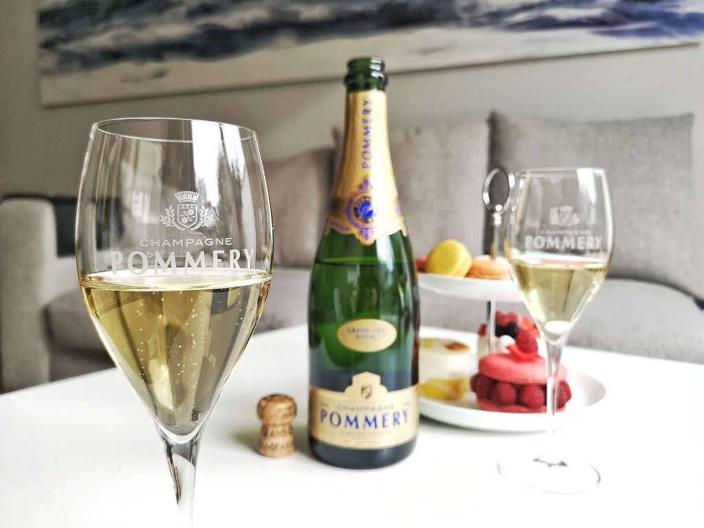 Pommery Grand Cru Royal Vintage 2006 Louise Reims Björn Bittner Weinglas Champagner Champagne