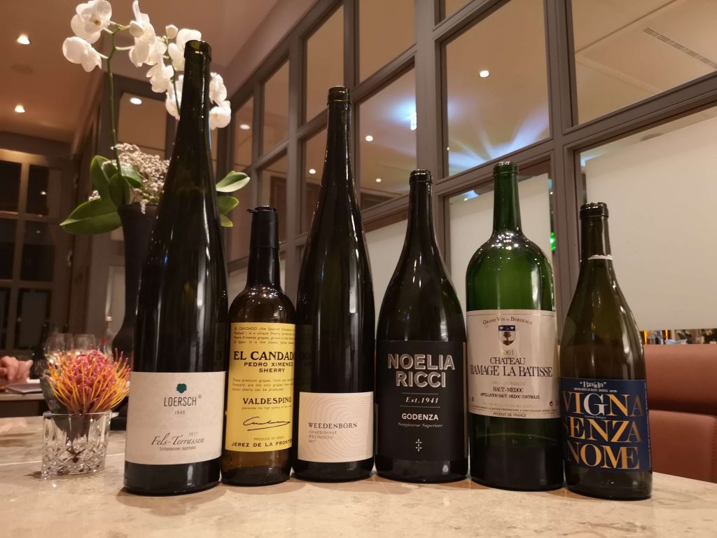 Steigenberger Big Bottle 2.0 Grandhotel Petersberg Loersch Riesling Fels Terrassen Trittenheimer Apotheke Spätlese Weedenborn Chardonnay Westhofen Weil Robert Gesine Roll Noelia Ricci Sangiovese Kölner Weinkeller