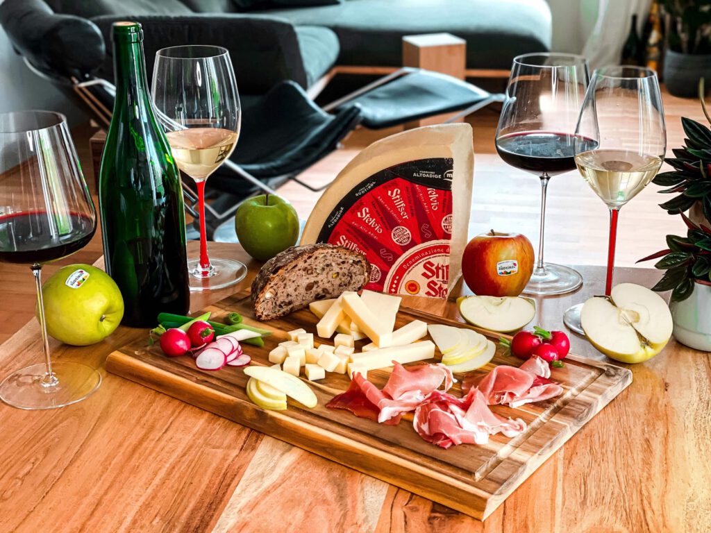 Südtirol Wein Weine g.g.A. g.U. EU Siegel Qualität BJR Le Bouquet Stilfser Apfel Südtiroler Speck